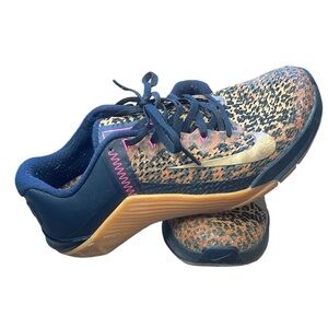 Leopard Print Nike Metcon 6 Ladies Tennis Shoes, size 9